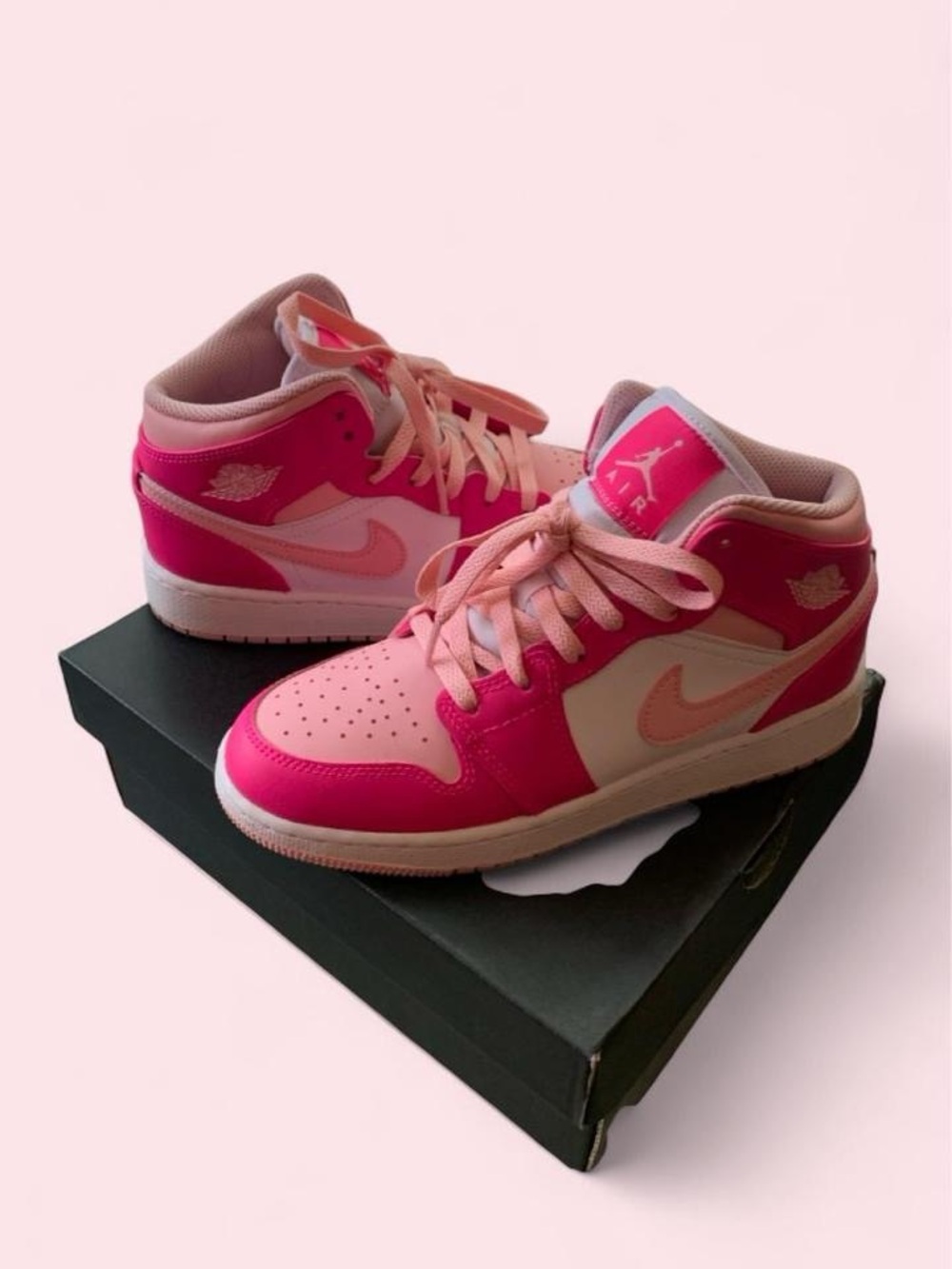 Nike Mid-Top Sneakers in Hot Pink and Light Pink